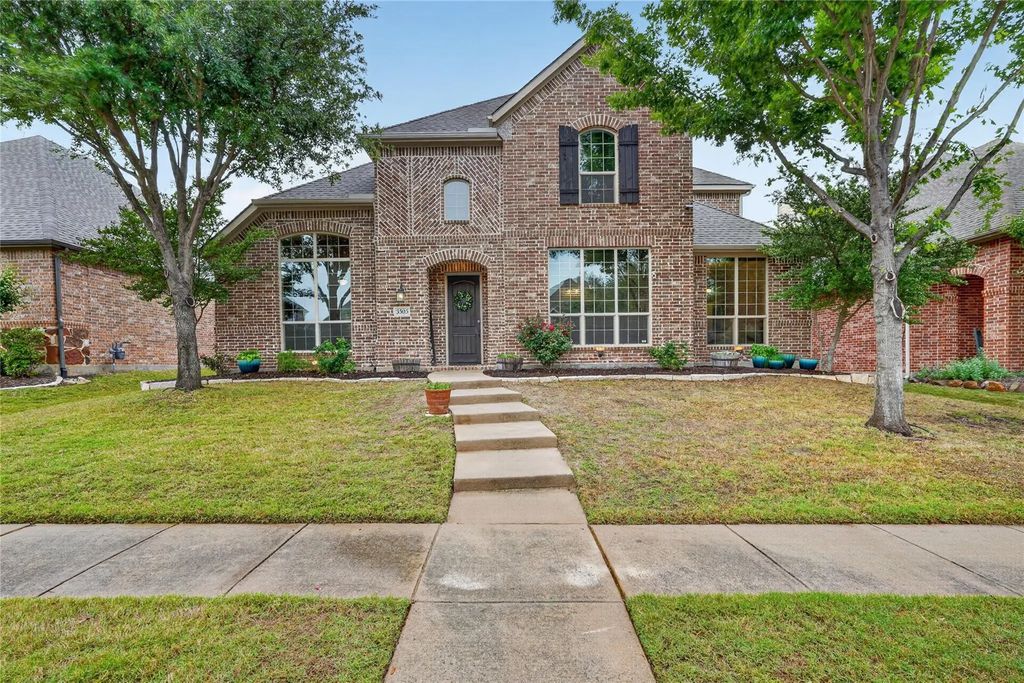 3505 Meadow Bluff Lane, Sachse