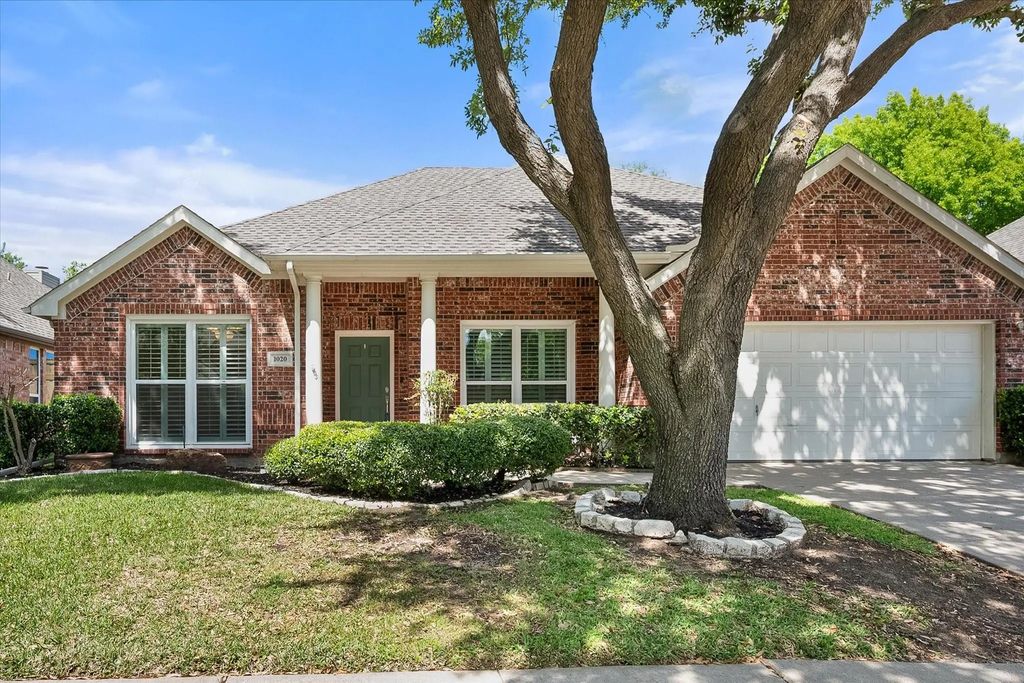 1020 Laurel Oak Drive, Flower Mound