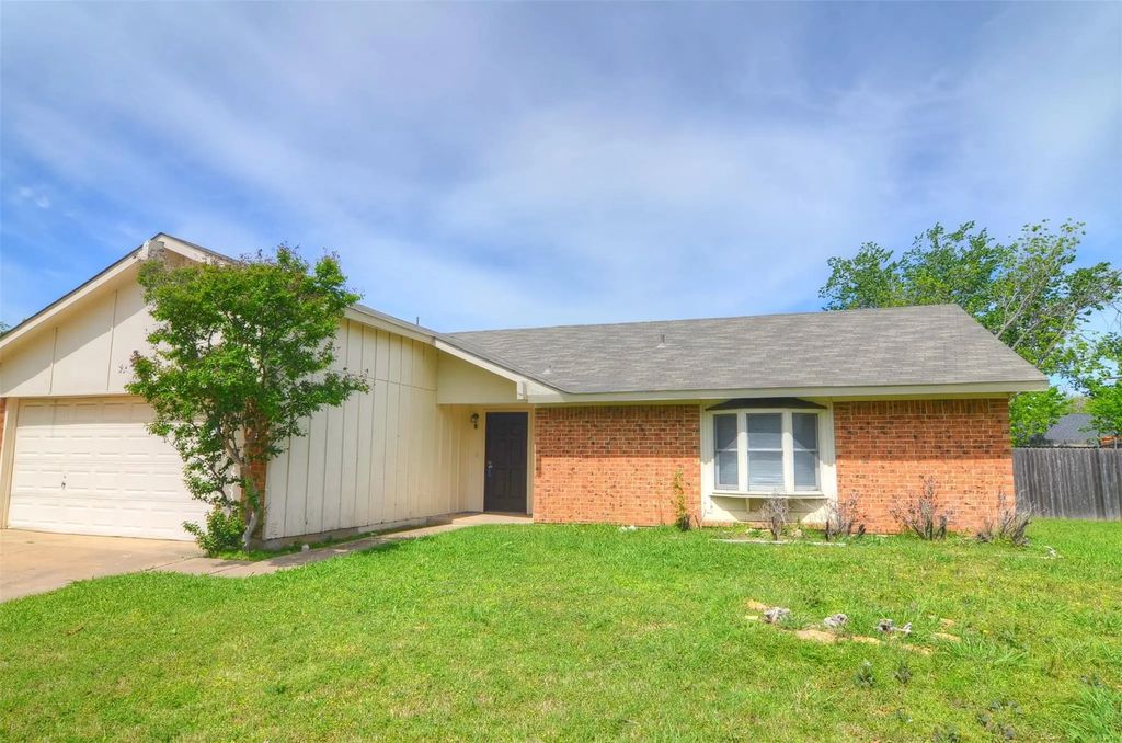 2017 Shenandoah Drive, Carrollton