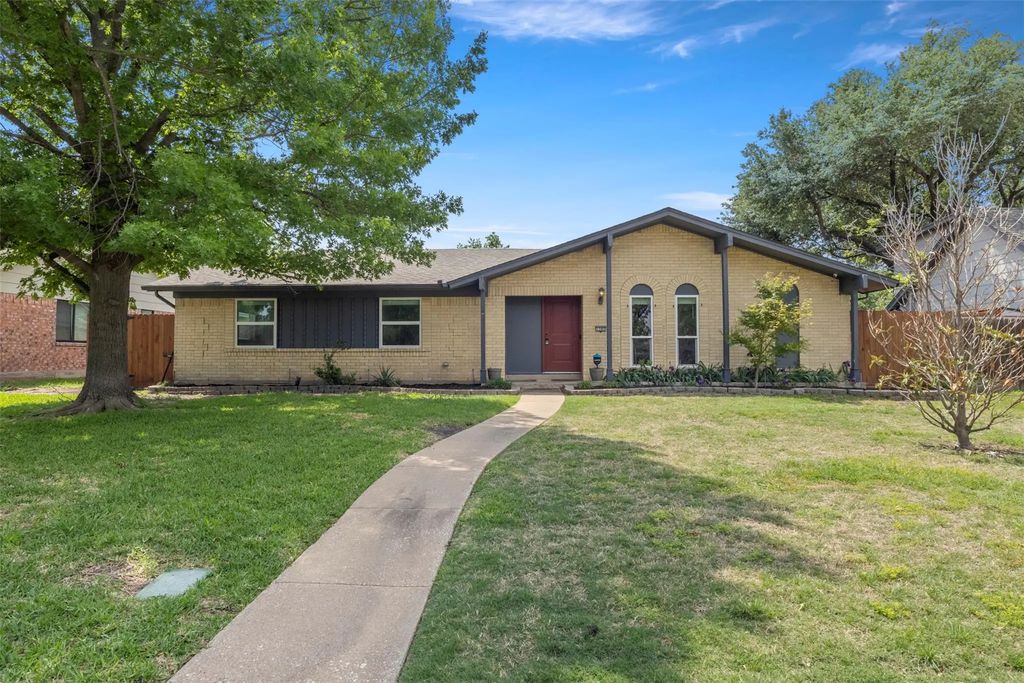 1302 Hillsdale Drive, Richardson