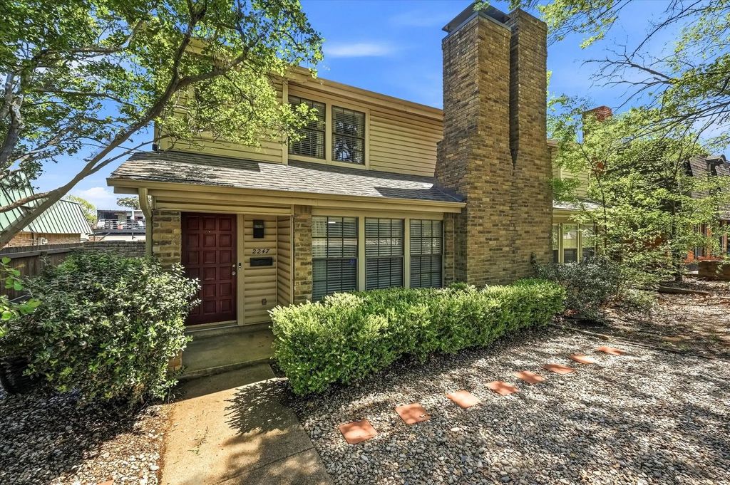 2247 Spanish Trail, Arlington