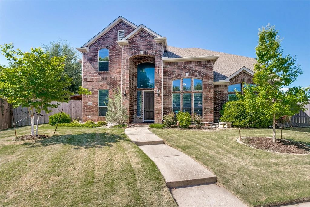 1800 Flint Ridge Drive, Allen