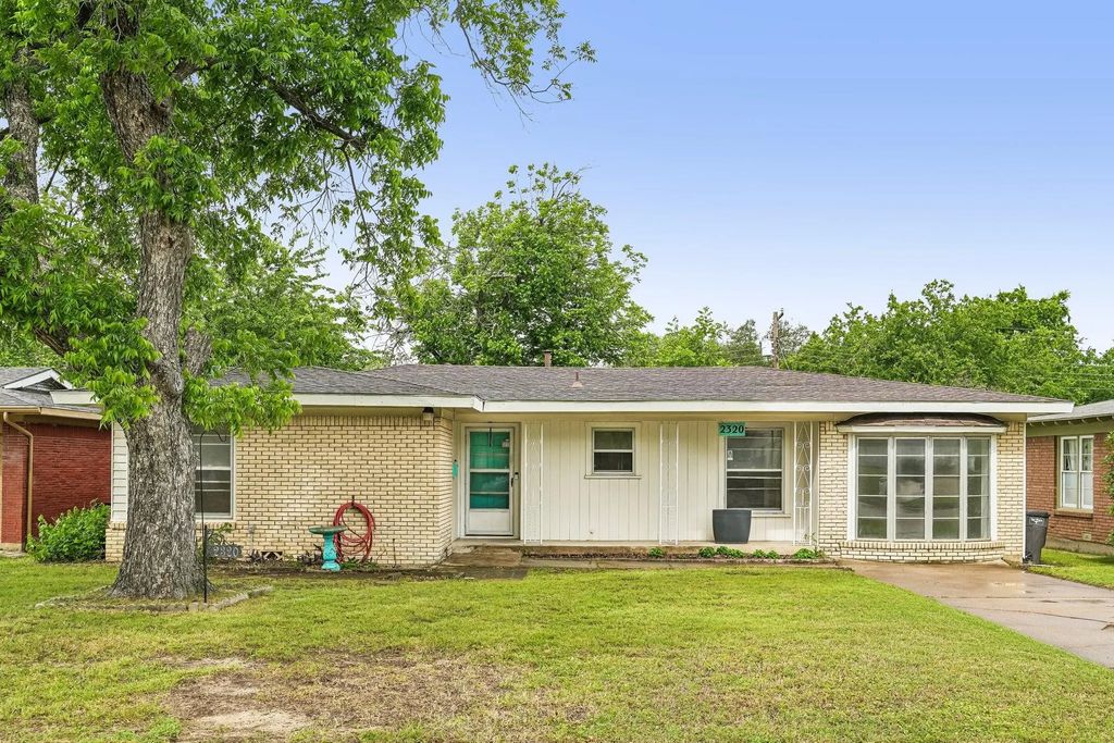 2320 Maryel Drive, Fort Worth