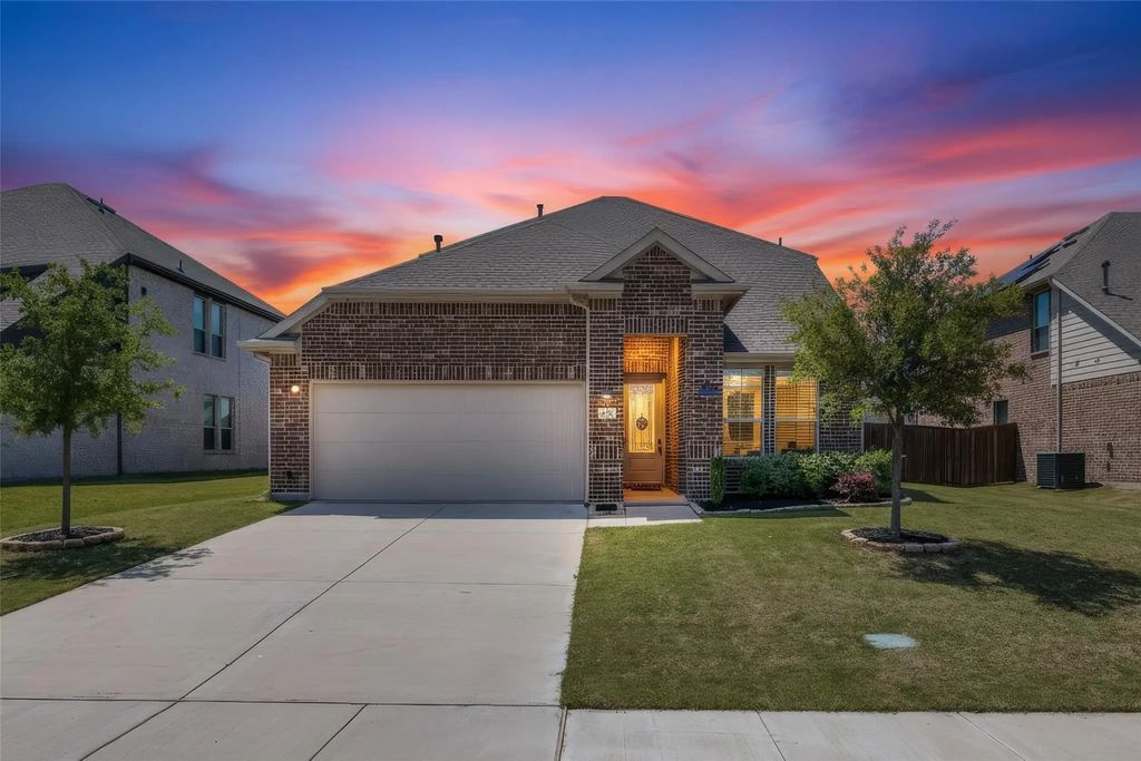 421 Tuscany Drive, Forney