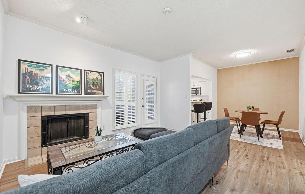 8600 Coppertowne Lane 2004, Dallas