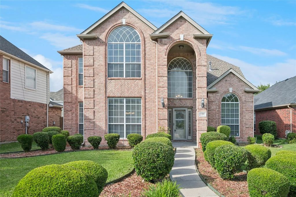 1205 Farmoor Court, Allen