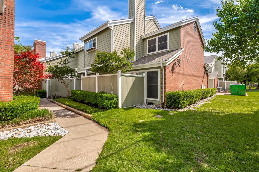6220 Bentwood Trail 1207, Dallas
