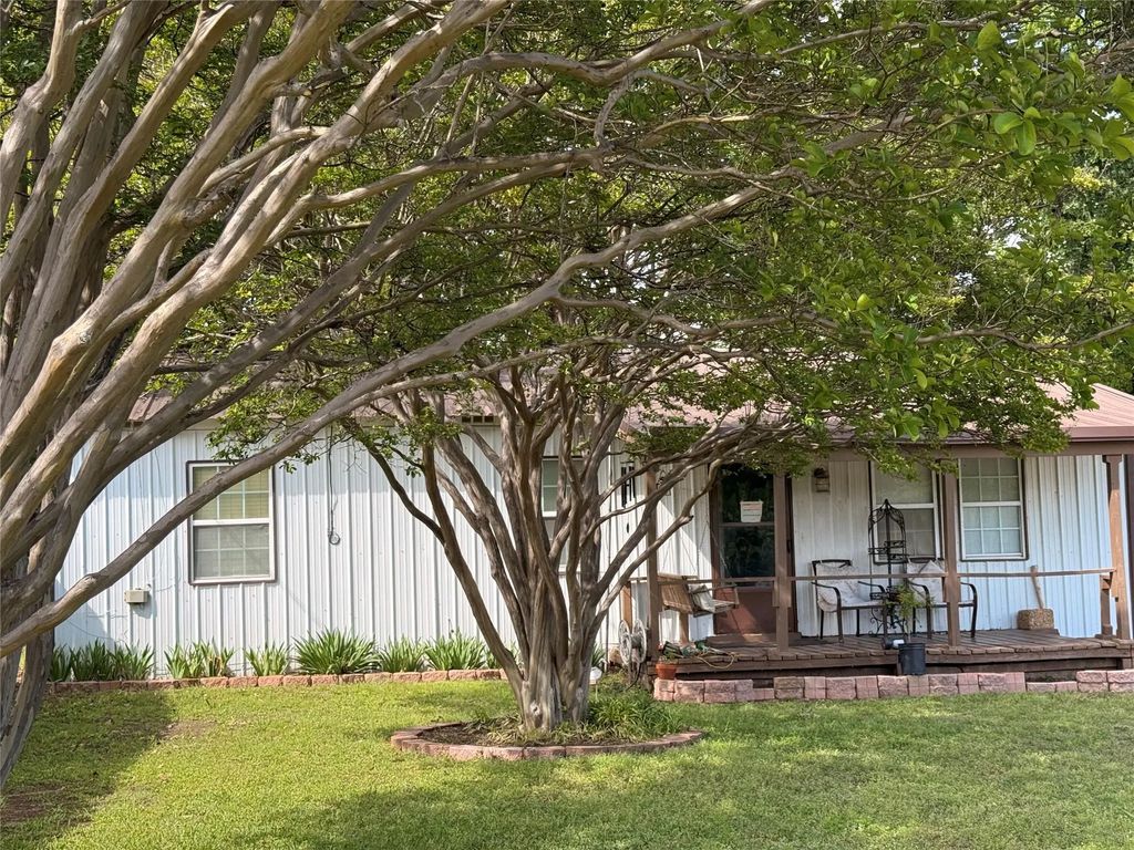1116 E State Highway 276, West Tawakoni