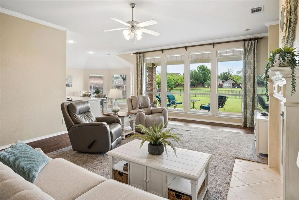 10104 Tapestry Street, Fort Worth