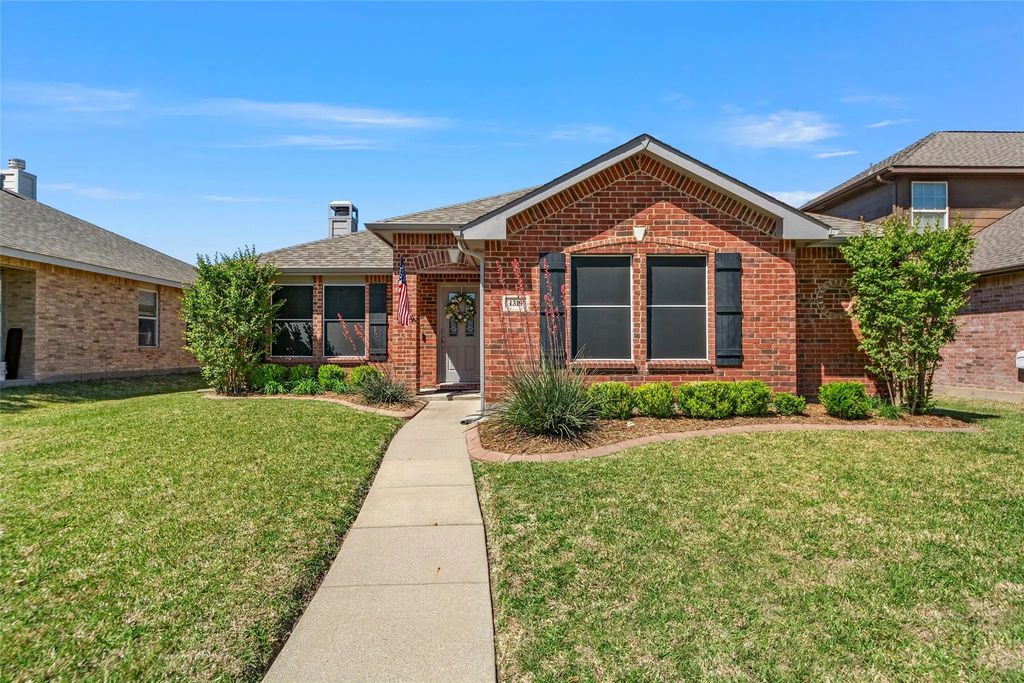1319 Lamar Lane, Allen