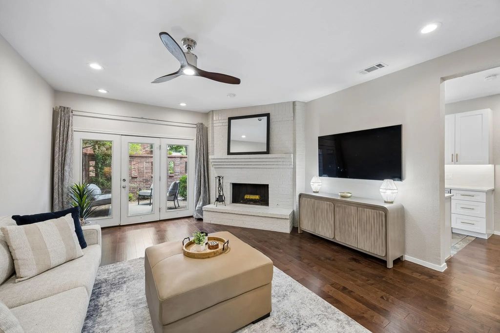 12447 Montego Plaza, Dallas