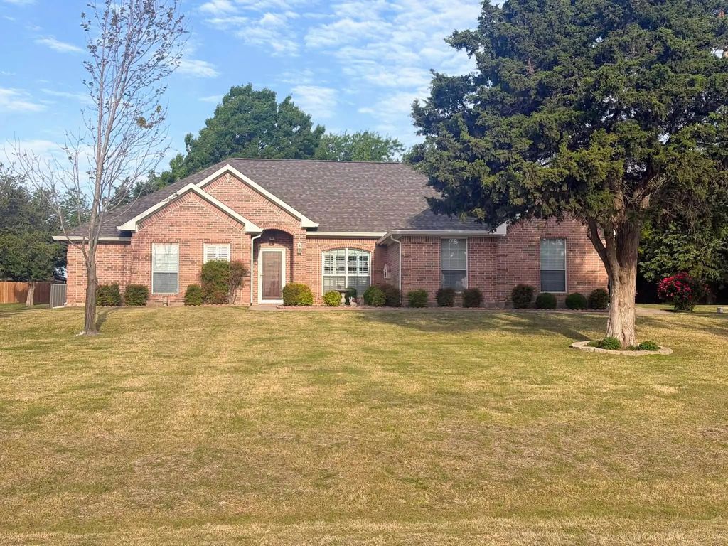446 Lopez Drive, Sherman