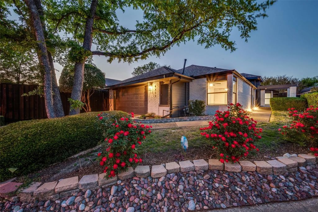 4111 Rush Circle, Addison