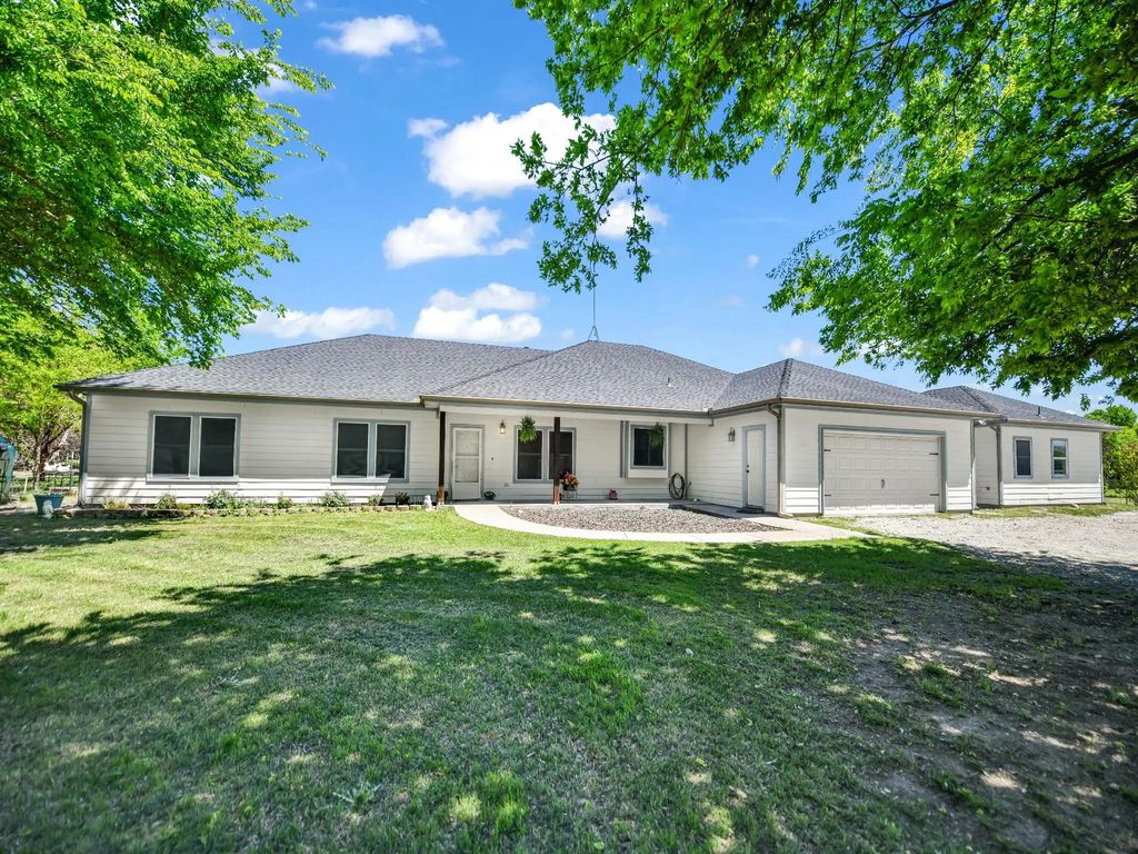 400 Deer Valley Road, Weatherford