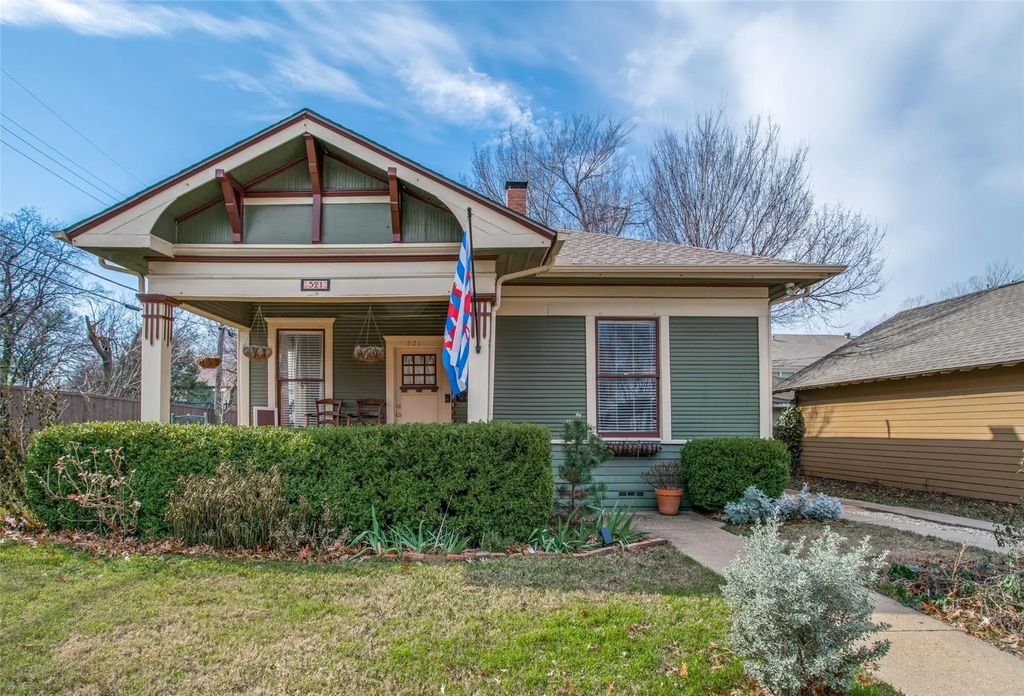 321 N Henderson Avenue, Dallas