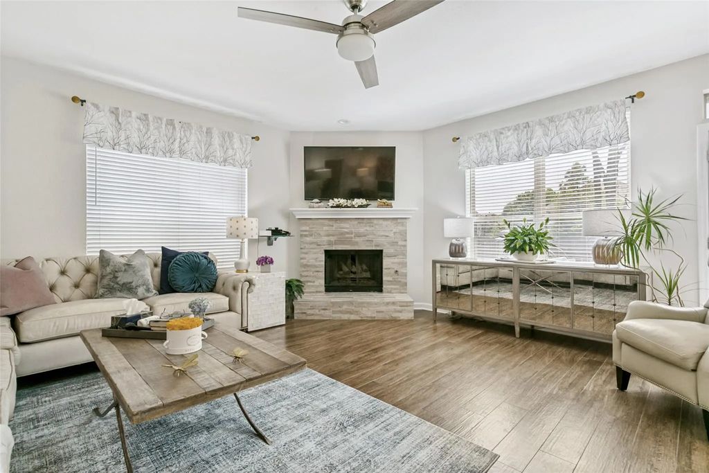 1525 Lindby Drive, Flower Mound