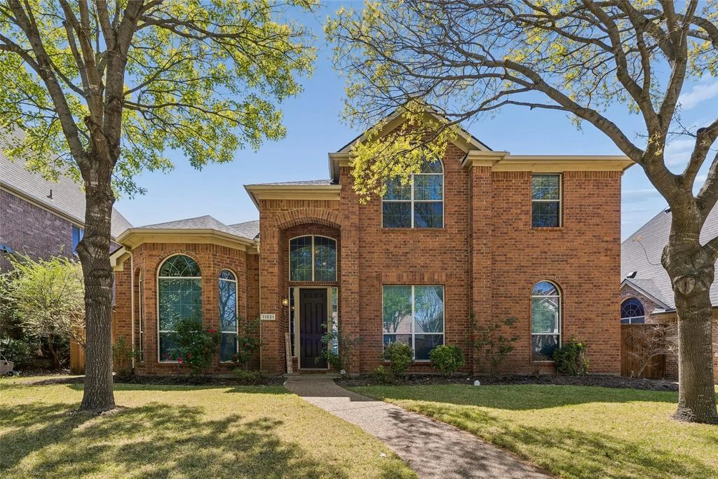 11821 Stephenville Drive, Frisco
