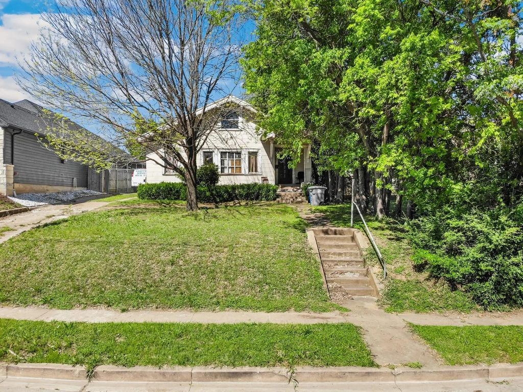 613 N Ewing Avenue, Dallas