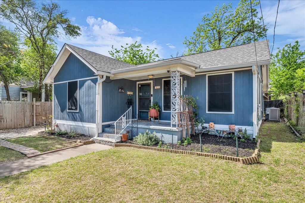 820 N 34th Street, Waco