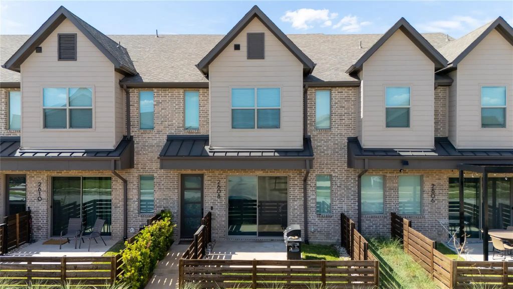 2608 La Cala Drive O, Grand Prairie