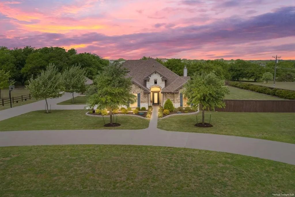 101 Rancho Lorena Drive, Lorena