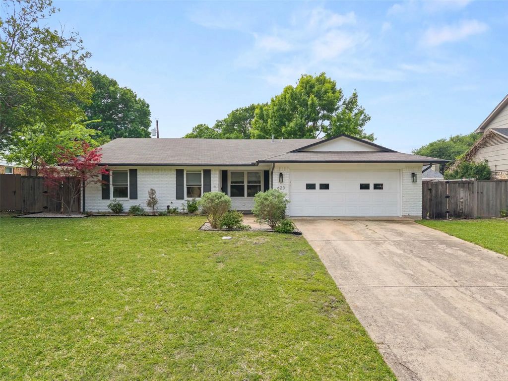 623 Opal Lane, Richardson