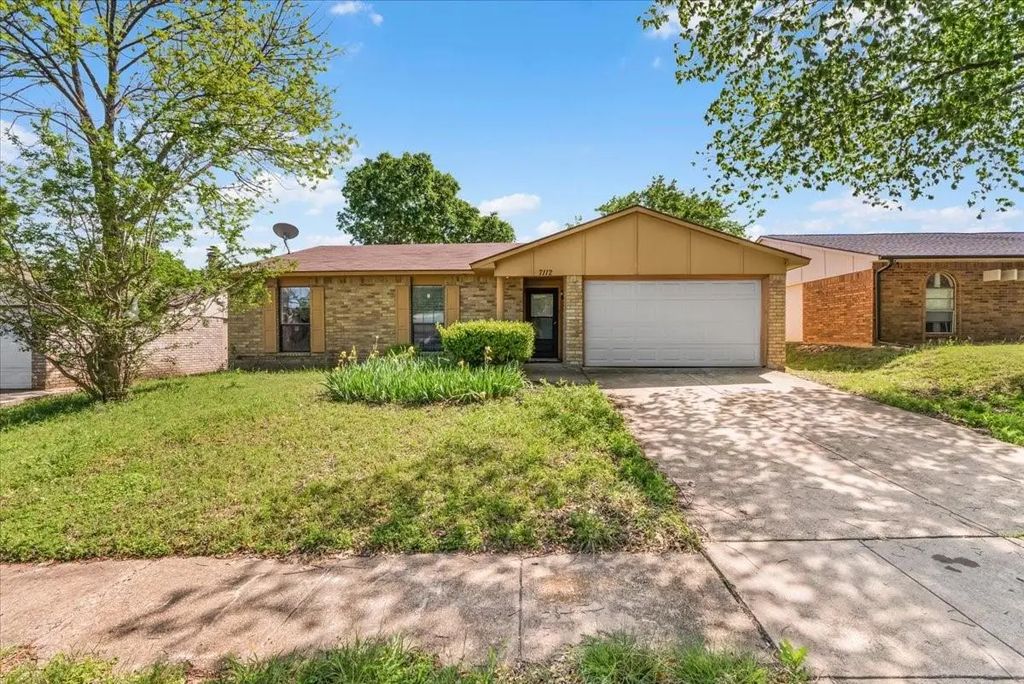 7112 Winterberry Drive, Dallas