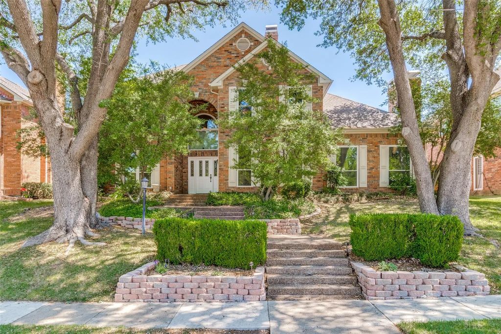 2604 Spring Lake Drive, Richardson