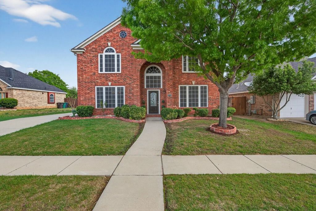 4704 Auburn Ridge Drive, Fort Worth