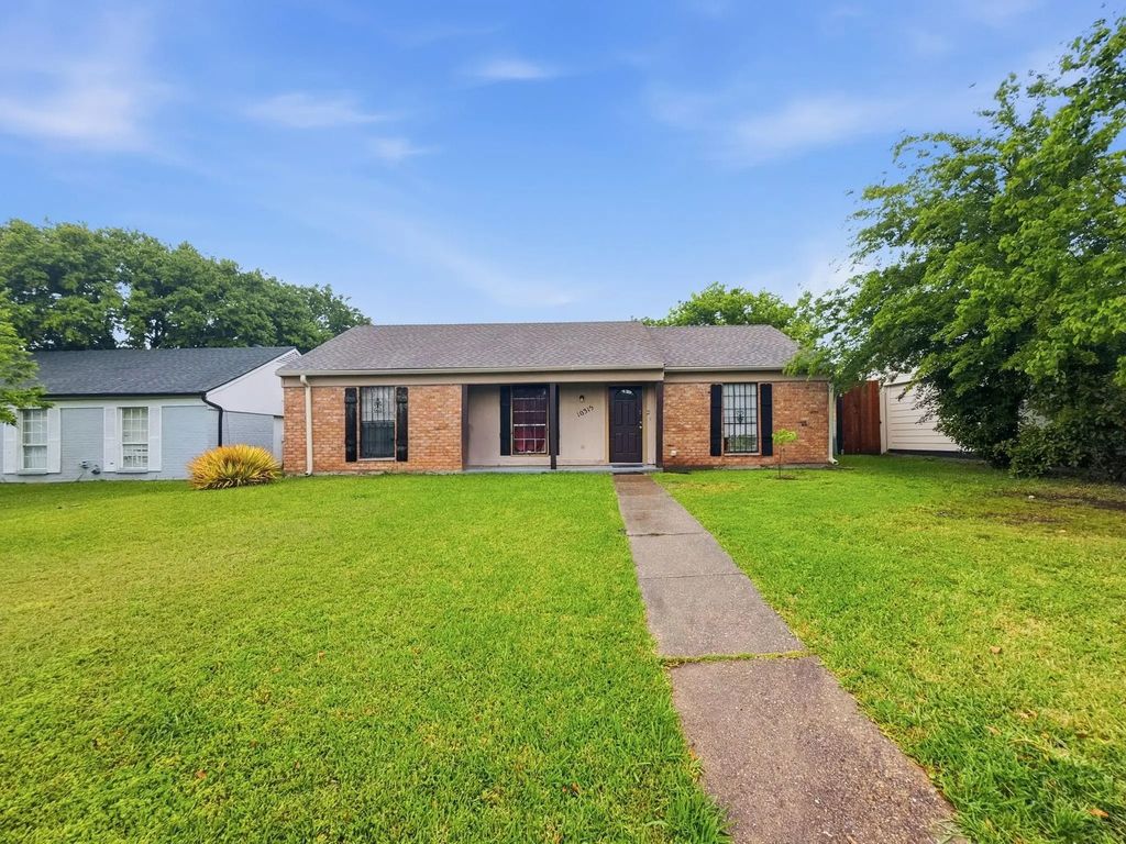 10315 Oak Gate Lane, Dallas