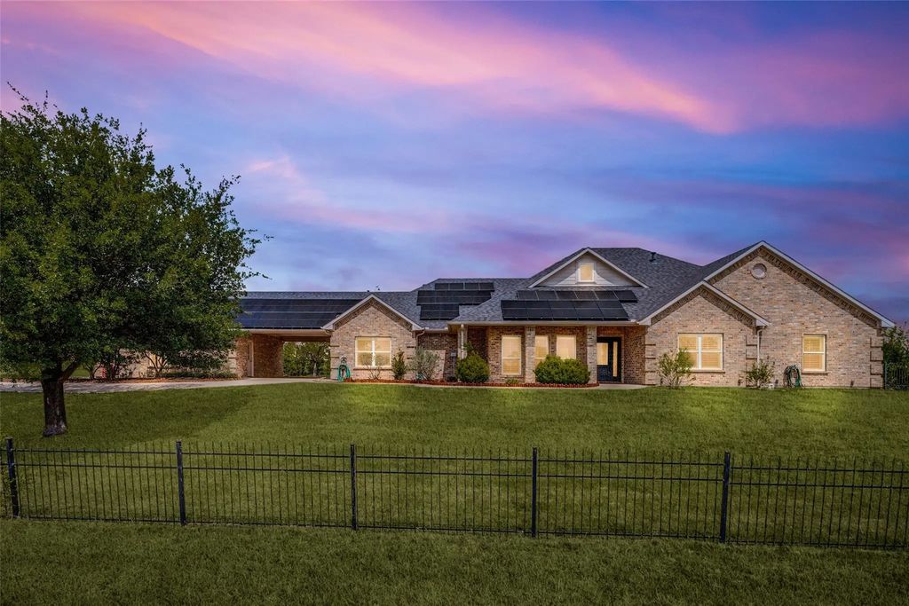 4601 Lake Drive, Celina