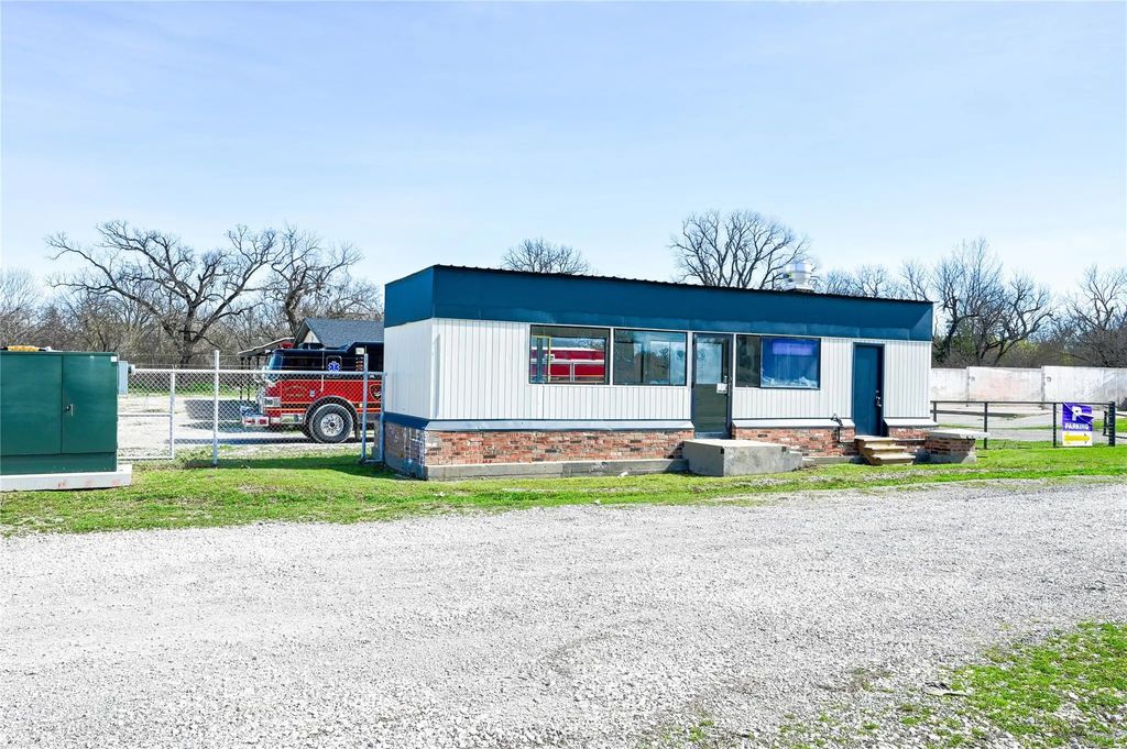 19710 Us Highway 377, Whitesboro