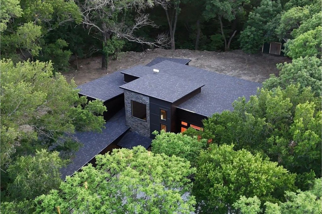 3100 E Melissa Road, Melissa