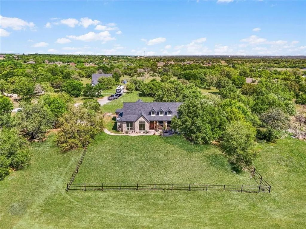 1145 Veal Station Road, Weatherford