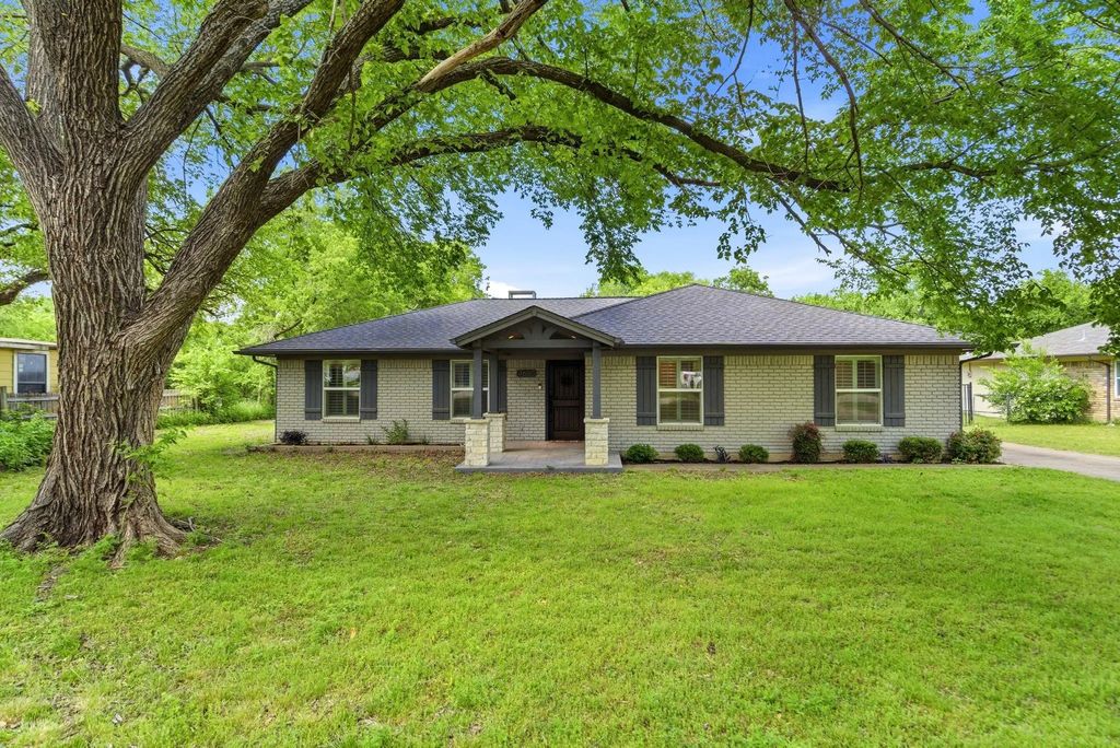 7660 North Street, Frisco