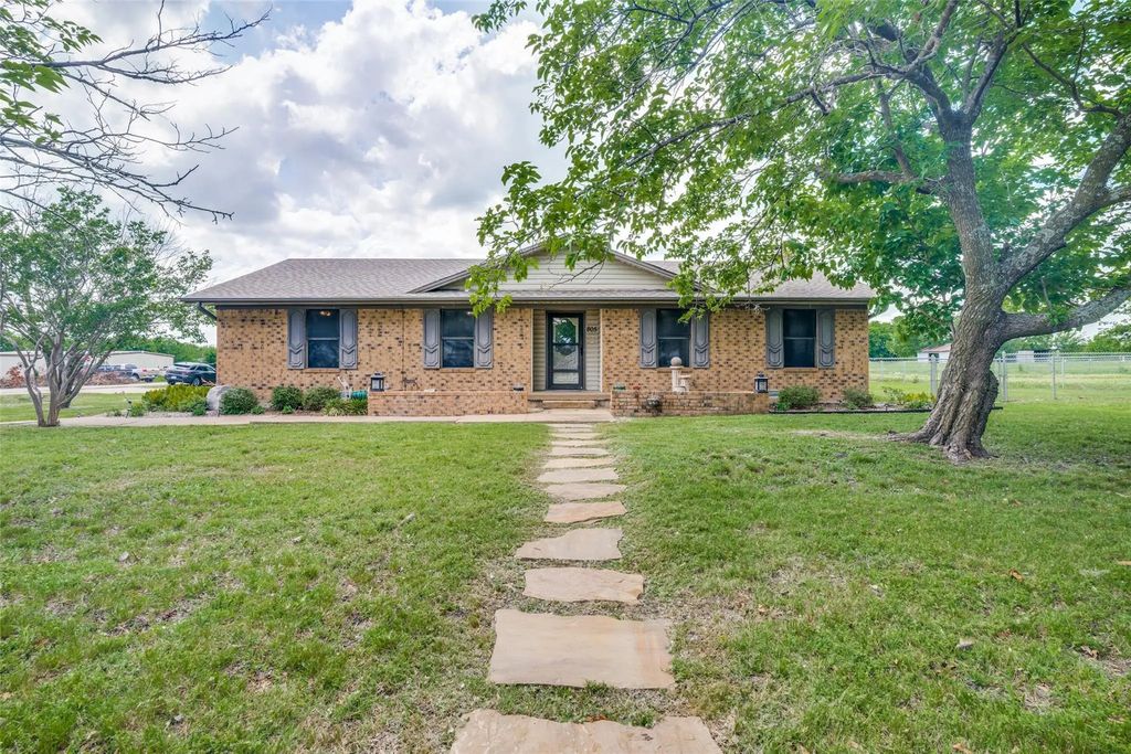805 Paul Wilson Road, St. Paul