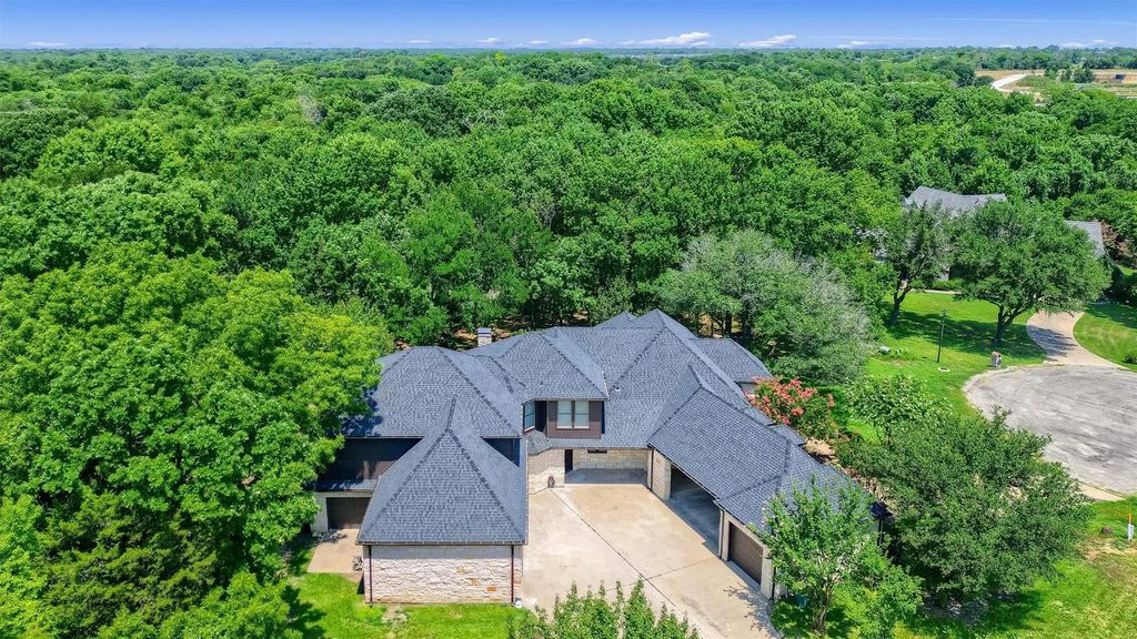 2910 Wellington Drive, Sherman
