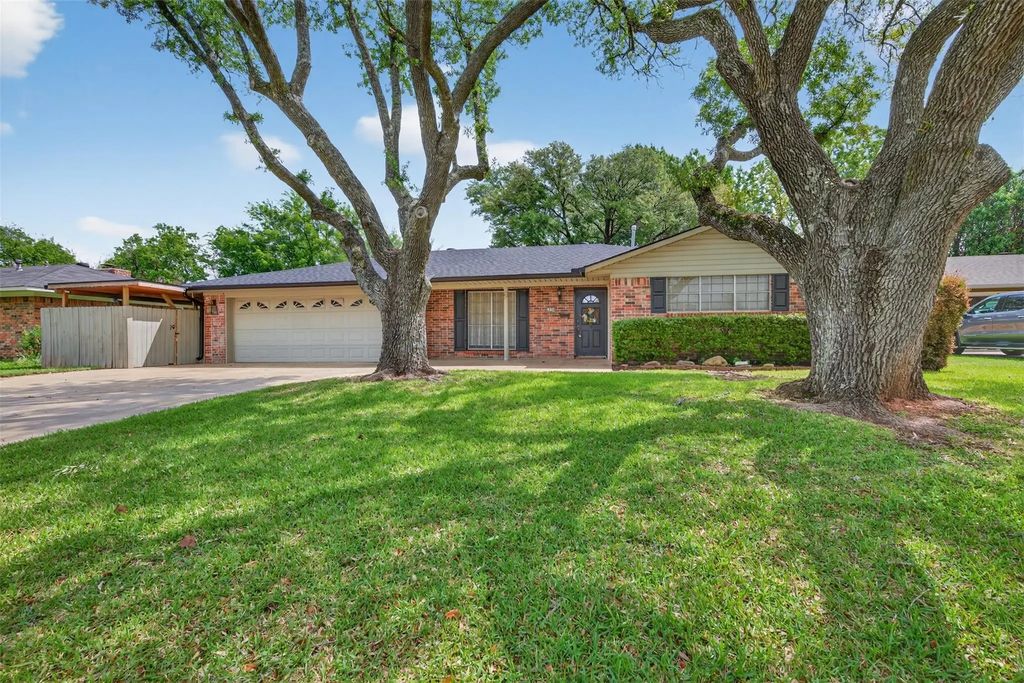 2428 Tilman Circle, Bossier City