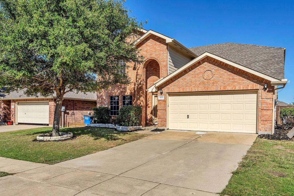 1313 Water Lily Drive, Little Elm