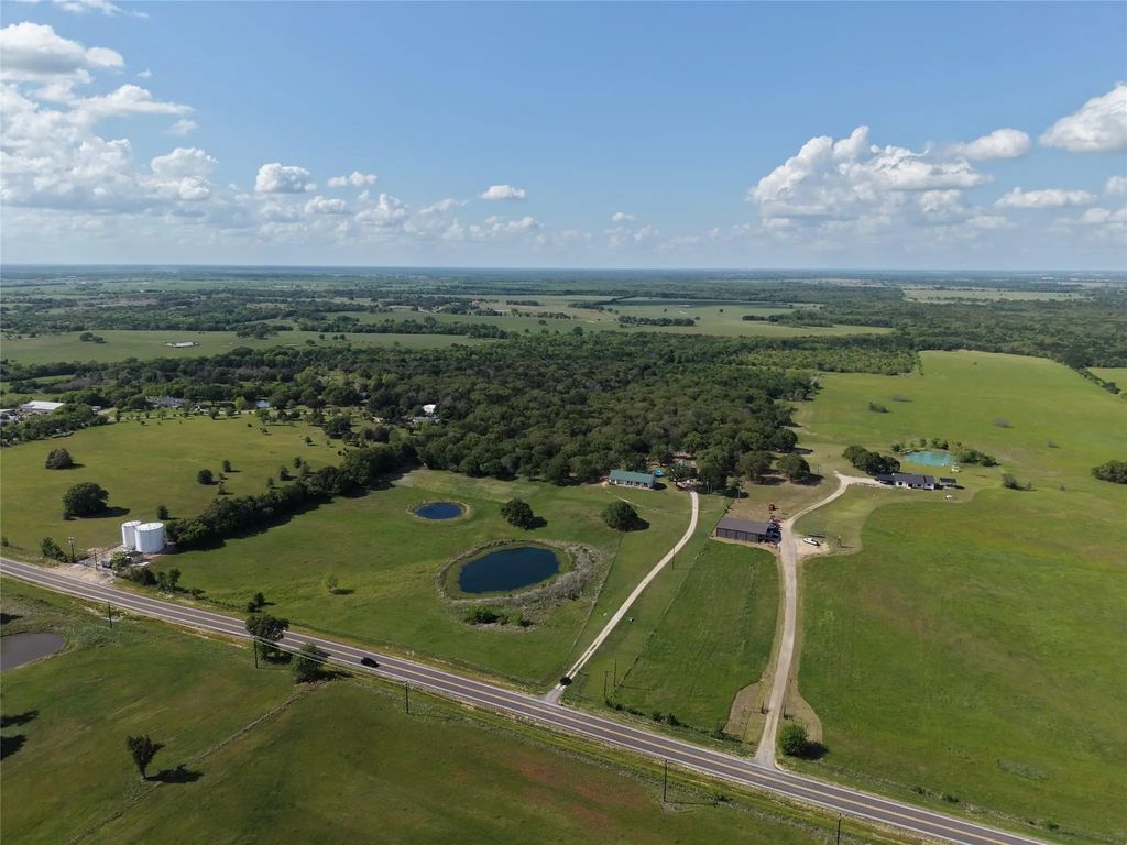 21855 S Fm 148, Kemp