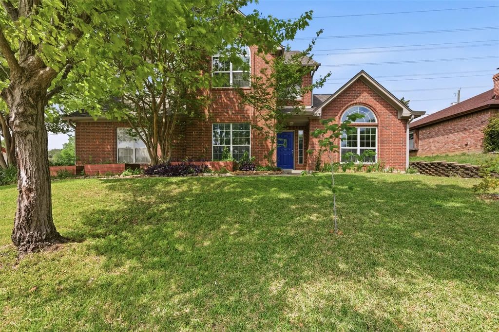 1913 W Arbor Rose Drive, Grand Prairie