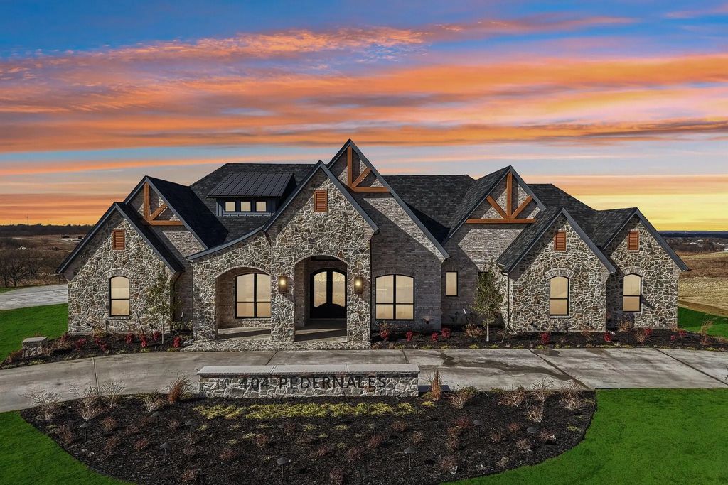 404 Pedernales Drive, Aledo