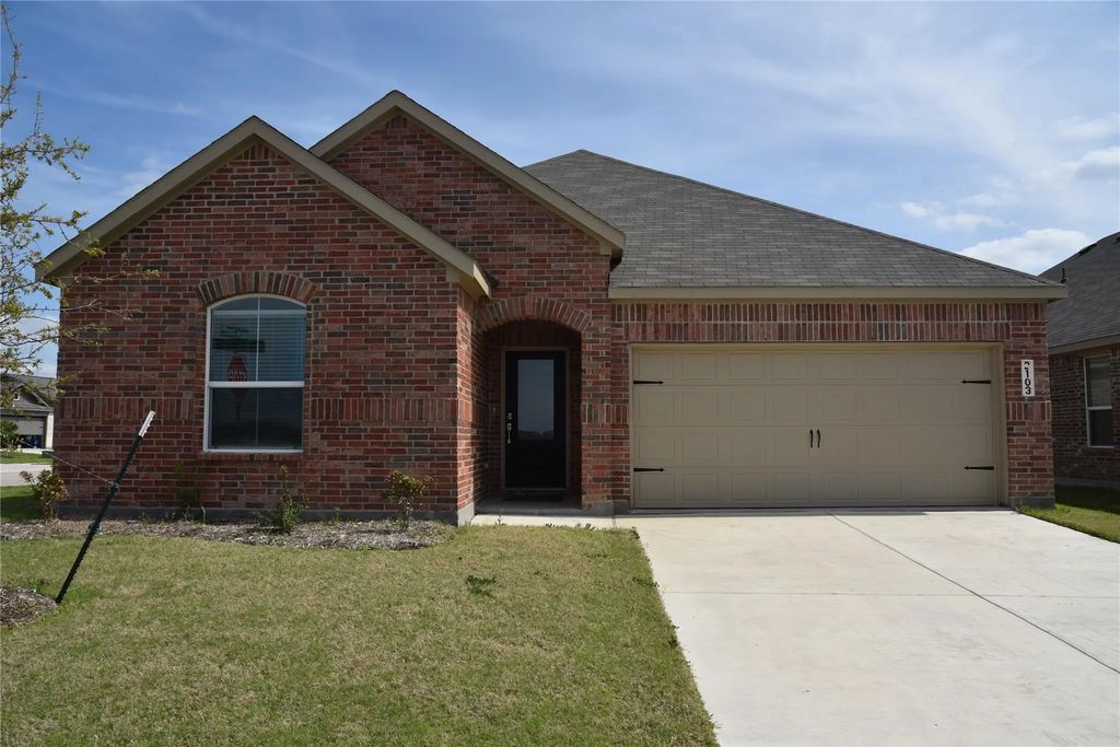 2103 Martins Pond Road, Forney