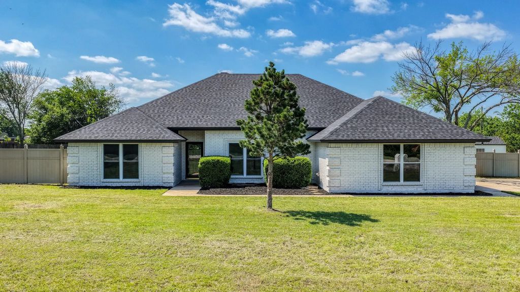 142 Lori Drive, Willow Park