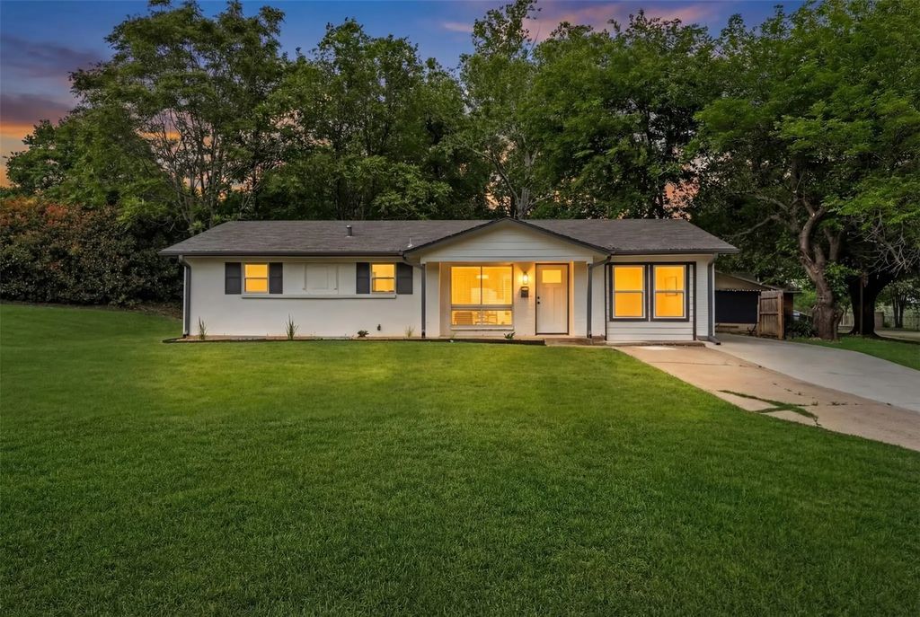 6401 Loydhill Lane, Fort Worth