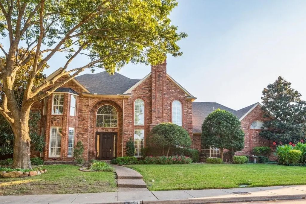 5140 Quail Lake Drive, Dallas
