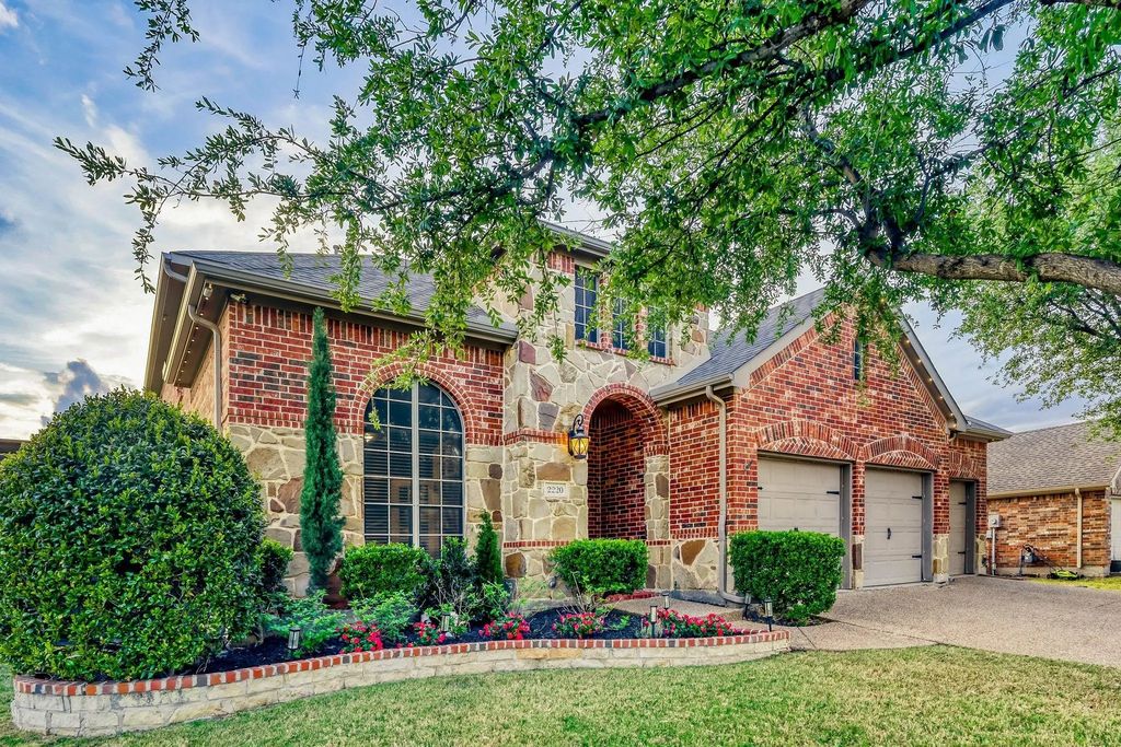 2220 Crestridge Drive, Little Elm