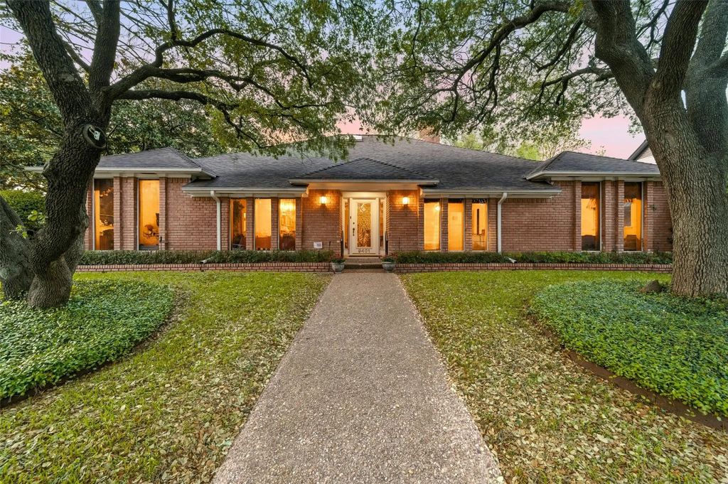 9401 Shady Valley Drive, Dallas