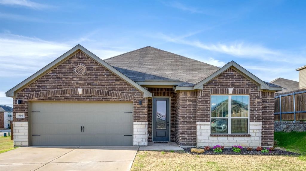 900 Juneberry Drive, Denton