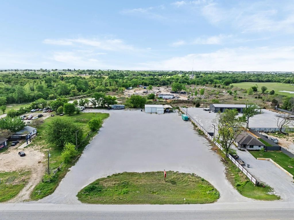 2910 E Highway 114, Boyd